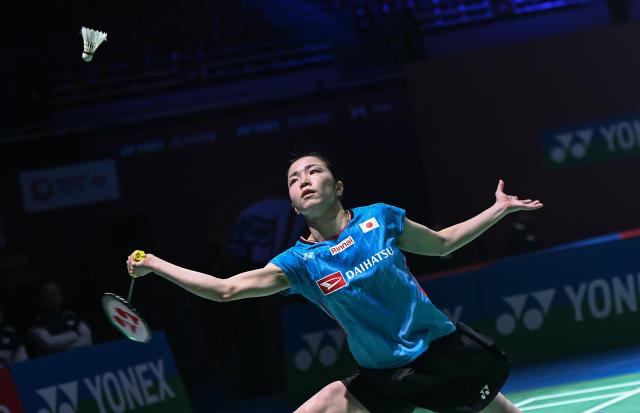 (260116) -- NEW DELHI, Jan. 16, 2026 (Xinhua) -- Nidaira Natsuki of Japan competes against Wang Zhiyi of China during women's singles quarter-final match at the India Open 2026 in New Delhi, India, Jan. 16, 2026. (Xinhua/Javed Dar)