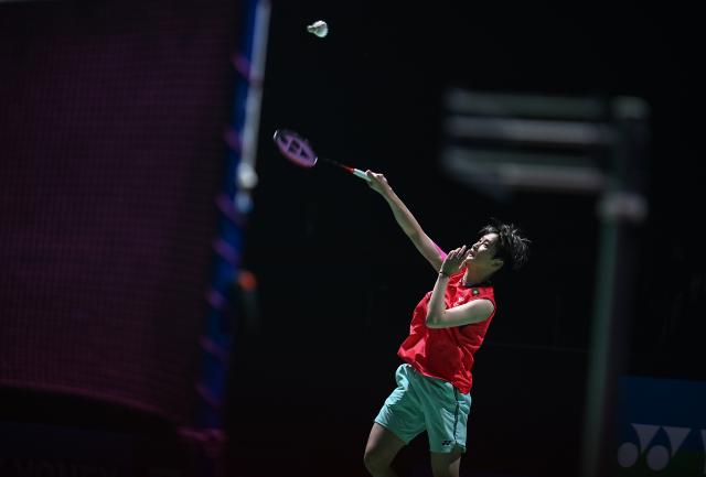 (260117) -- NEW DELHI, Jan. 17, 2026 (Xinhua) -- China's Chen Yufei returns the shuttlecock during the women's singles semifinal match against her compatriot Wang Zhiyi at India Open badminton tournament 2026 in New Delhi, India, Jan. 17, 2026. (Photo by Javed Dar/Xinhua)