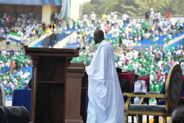 (260118) -- CONAKRY, Jan. 18, 2026 (Xinhua) -- Guinea's president-elect Mamady Doumbouya delivers a speech at the inauguration ceremony in Conakry, Guinea, Jan. 17, 2026. Mamady Doumbouya was officially sworn in as president of the Republic of Guinea for a seven-year term on Saturday, in accordance with the provisions of the country's new Constitution. (Xinhua/Zhang Jian)