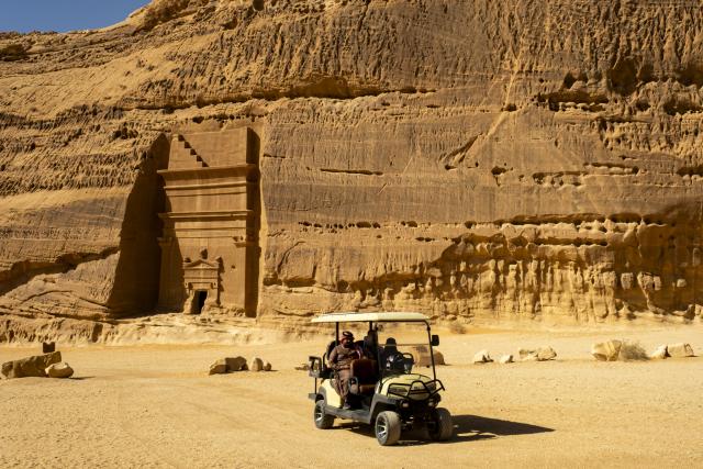 (260118) -- ALULA, Jan. 18, 2026 (Xinhua) -- Visitors tour Jabal AlBanat at the Hegra Archaeological Site, Saudi Arabia's first UNESCO World Heritage Site, in AlUla, Saudi Arabia, Jan. 17, 2026. Located in northwestern Saudi Arabia, AlUla is a world-class historical and cultural destination that combines breathtaking natural landscapes with a rich human heritage. 
   The region features lush oasis valleys, towering sandstone mountains, and ancient archaeological sites dating back thousands years ago. 
   Today, AlUla is also embracing contemporary trends and creativity, with year-round art festivals, exhibitions, and diverse cultural events, injecting modern vitality into this millennia-old city. (Xinhua/Xin Mengchen)