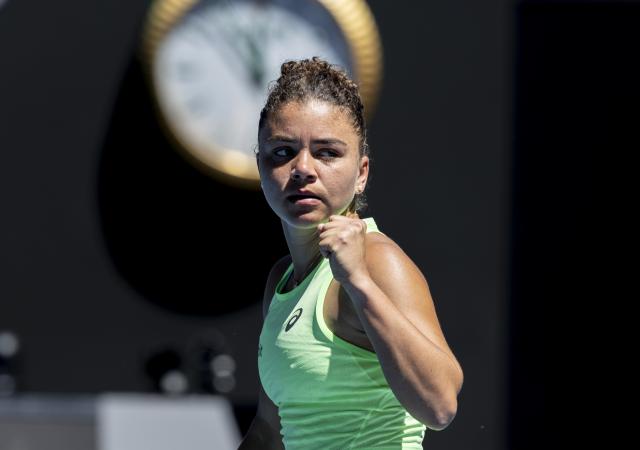(260118) -- MELBOURNE, Jan. 18, 2026 (Xinhua) -- Jasmine Paolini celebrates during the women's singles 1st round match between Jasmine Paolini of Italy and Aliaksandra Sasnovich of Belarus at the Australian Open tennis tournament in Melbourne, Australia, Jan. 18, 2026. (Photo by Hu Jingchen/Xinhua)