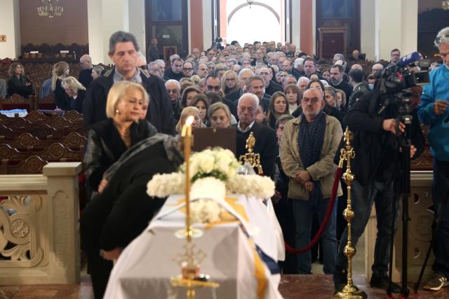 (260118) -- NICOSIA, Jan. 18, 2026 (Xinhua) -- People attend the state funeral of former Cypriot President George Vassiliou in Nicosia, Cyprus, Jan. 17, 2026. Former Cypriot president George Vassiliou died overnight at the age of 94, his family said on Wednesday.
   Vassiliou served as president of the Republic of Cyprus from 1988 to 1993. He had been hospitalized since Jan. 6 due to a severe chest infection, the Cyprus Mail reported. (Photo by George Christophorou/Xinhua)