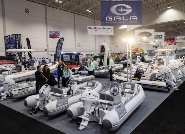(260118) -- TORONTO, Jan. 18, 2026 (Xinhua) -- People visit the 2026 Toronto International Boat Show in Toronto, Canada, on Jan. 17, 2026. Showcasing more than 1, 000 boats of all sizes, the annual event kicked off here on Saturday and will last until Jan. 25 this year. (Photo by Zou Zheng/Xinhua)