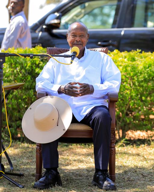 (260118) -- BEIJING, Jan. 18, 2026 (Xinhua) -- Uganda's incumbent President Yoweri Museveni speaks to the press after voting at a polling station in Kiruhura district, Uganda, on Jan. 15, 2026. Museveni won the country's presidential election, the Electoral Commission (EC) said on Saturday as it released the final results at the National Tally Center in the capital, Kampala. (Uganda Presidential Press Unit/Handout via Xinhua)