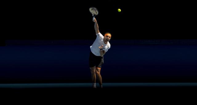 (260118) -- MELBOURNE, Jan. 18, 2026 (Xinhua) -- Alexander Zverev serves during the men's singles 1st round match between Alexander Zverev of Germany and Gabriel Diallo of Canada at the Australian Open tennis tournament in Melbourne, Australia, Jan. 18, 2026. (Photo by Hu Jingchen/Xinhua)