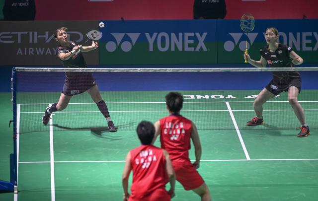 (260118) -- NEW DELHI, Jan. 18, 2026 (Xinhua) -- Fukushima Yuki (top L)/Matsumoto Mayu (top R)of Japan compete during the women's doubles final between Liu Shengshu/Tan Ning of China and Fukushima Yuki/Matsumoto Mayu of Japan at India Open 2026 in New Delhi, India, Jan. 18, 2026. (Xinhua/Javed Dar)
