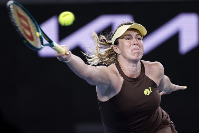 (260118) -- MELBOURNE, Jan. 18, 2026 (Xinhua) -- Anastasia Pavlyuchenkova hits a return during the women's singles 1st round match between Bai Zhuoxuan of China and Anastasia Pavlyuchenkova of Russia at the Australian Open tennis tournament in Melbourne, Australia, Jan. 18, 2026. (Xinhua/Ma Ping)