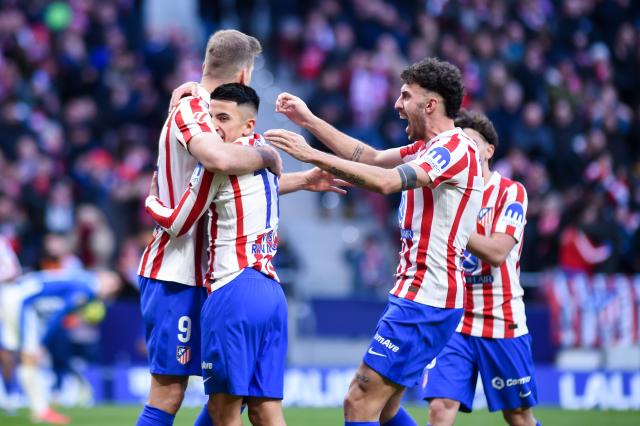 (260119) -- MADRID, Jan. 19, 2026 (Xinhua) -- Atletico de Madrid's Alexander Sorloth (1st L) celebrates with teammates after scoring during La Liga football match between Atletico de Madrid and Deportivo Alaves in Madrid, Spain, on Jan. 18, 2026. (Photo by Gustavo Valiente/Xinhua)