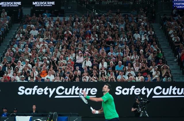 (260119) -- MELBOURNE, Jan. 19, 2026 (Xinhua) -- The audience applauds during the men's singles 1st round match between Pedro Martinez of Spain and Novak Djokovic of Serbia at the Australian Open tennis tournament in Melbourne, Australia, Jan. 19, 2026. (Photo by Wang Shen/Xinhua)