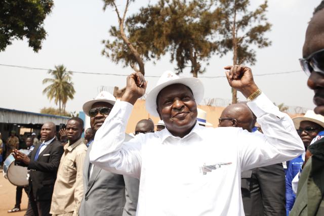 (260119) -- BANGUI, Jan. 19, 2026 (Xinhua) -- Incumbent President Faustin-Archange Touadera greets the public after the announcement of the presidential election final results in Bangui, Central African Republic, Jan. 19, 2026. The Constitutional Council of the Central African Republic on Monday proclaimed the final results of the Dec. 28, 2025, presidential election, declaring incumbent President Faustin-Archange Touadera re-elected. (Xinhua)