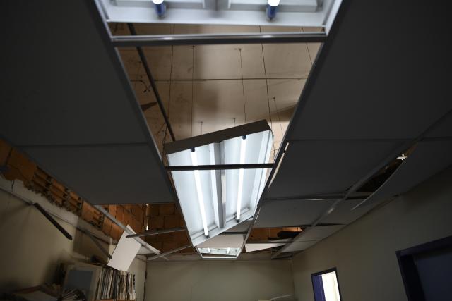 (260119) -- MIRANDA STATE(VENEZUELA), Jan. 19, 2026 (Xinhua) -- This photo taken on Jan. 19, 2026 shows a damaged office of Mathematics Center at the Venezuelan Institute for Scientific Research in Miranda State, Venezuela. As Venezuela's premier hub for scientific research and talent cultivation, The Venezuelan Institute for Scientific Research suffered significant damage during the U.S. attack on Venezuela which caused damage to buildings and precision scientific equipment in the early hours of January 3. (Xinhua/Ding Hongfa)