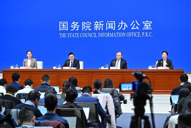(260120) -- BEIJING, Jan. 20, 2026 (Xinhua) -- Liao Min, vice minister of finance, Li Xianzhong, director general of the Comprehensive Department of the Ministry of Finance (MOF), and Yu Hong, director general of the Department of Finance of the MOF, attend a press conference held by the State Council Information Office (SCIO) on implementing a proactive fiscal policy for high-quality economic and social development, in Beijing, capital of China, Jan. 20, 2026. (Xinhua/Li Xin)