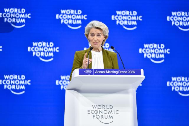 (260120) -- DAVOS, Jan. 20, 2026 (Xinhua) -- European Commission President Ursula von der Leyen speaks at the World Economic Forum annual meeting in Davos, Switzerland, Jan. 20, 2026. Von der Leyen said Tuesday that the European Union stands in full solidarity with Greenland and the Kingdom of Denmark, stressing that their sovereignty and territorial integrity are non-negotiable. (Xinhua/Lian Yi)