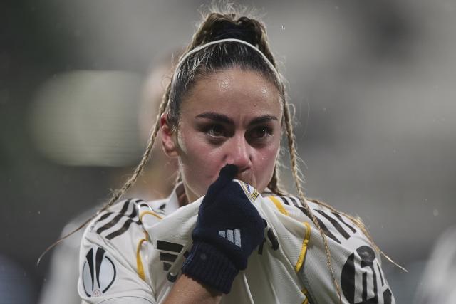 (260121) -- CASTELLON, Jan. 21, 2026 (Xinhua) -- Athenea del Castillo of Real Madrid celebrates a goal during the Spanish Women Super Cup semifinal match between Atletico de Madrid and Real Madrid at Castallia Stadium in Castellon, Spain, Jan. 20, 2026. (Photo by Pablo Morano/Xinhua)