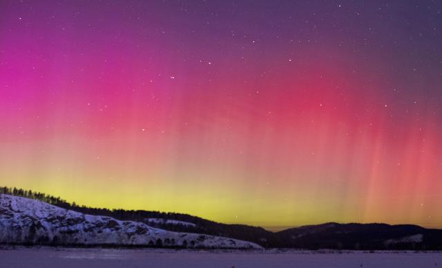 (260121) -- HARBIN, Jan. 21, 2026 (Xinhua) -- This photo taken on Jan. 20, 2026 shows the aurora observed from Beiji Village of Mohe, northeast China's Heilongjiang Province. (Photo by Chu Fuchao/Xinhua)