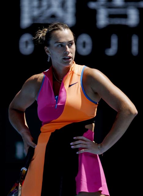 (260121) -- MELBOURNE, Jan. 21, 2026 (Xinhua) -- Aryna Sabalenka of Belarus reacts during the women's singles 2nd round match against Bai Zhuoxuan of China at the Australian Open tennis tournament in Melbourne, Australia, Jan. 21, 2026. (Xinhua/Ma Ping)
