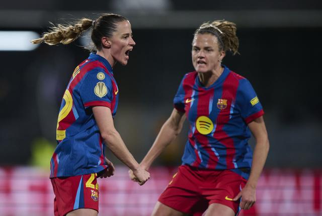 (260122) -- CASTELLON, Jan. 22, 2026 (Xinhua) -- Ona Batlle (L) of Barcelona celebrates a goal with teammate during the Spanish Women Super Cup Match between Barcelona and Athletic Bilbao at Castallia Stadium in Castellon , Spain, Jan. 21, 2026. (Photo by Pablo Morano/Xinhua)