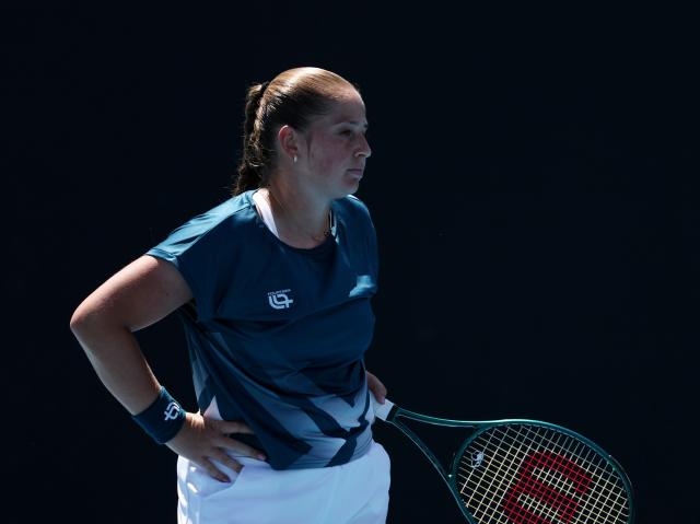 (260122) -- MELBOURNE, Jan. 22, 2026 (Xinhua) -- Jelena Ostapenko of Latvia reacts during the women's singles 2nd round match against Wang Xinyu of China at the Australian Open tennis tournament in Melbourne, Australia, Jan. 22, 2026. (Xinhua/Ma Ping)