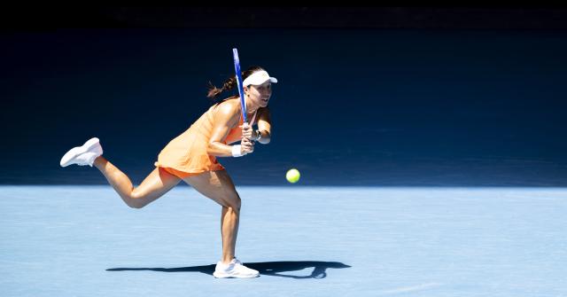 (260122) -- MELBOURNE, Jan. 22, 2026 (Xinhua) -- Jessica Pegula of the United States hits a return during the women's singles 2nd round match against McCartney Kessler of the United State at the Australian Open tennis tournament in Melbourne, Australia, Jan. 22, 2026. (Photo by Hu Jingchen/Xinhua)