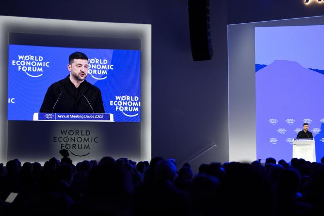 (260122) -- DAVOS, Jan. 22, 2026 (Xinhua) -- Ukrainian President Volodymyr Zelensky speaks at the World Economic Forum (WEF) Annual Meeting 2026 in Davos, Switzerland, Jan. 22, 2026. (Xinhua/Lian Yi)