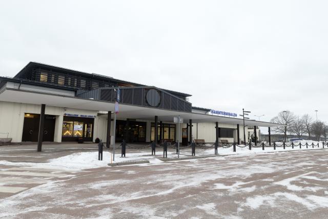 (260123) -- MARIEHAMN, Jan. 23, 2026 (Xinhua) -- This photo taken on Jan. 22, 2026 shows a ferry passenger terminal at a harbor in Mariehamn, capital of Finland's autonomous Aland Islands. Aland Islands is an autonomous, demilitarized archipelago belonging to Finland, located at the entrance to the Gulf of Bothnia in the Baltic Sea between Finland and Sweden. Its capital Mariehamn, known for the seafaring heritage and port culture, is also a key stop in the Baltic Sea transport network. (Photo by Matti Matikainen/Xinhua)