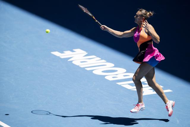 (260123) -- MELBOURNE, Jan. 23, 2026 (Xinhua) -- Aryna Sabalenka of Belarus hits a return during the women's singles 3rd round match against Anastasia Potapova of Austria at the Australian Open tennis tournament in Melbourne, Australia, Jan. 23, 2026. (Photo by Hu Jingchen/Xinhua)