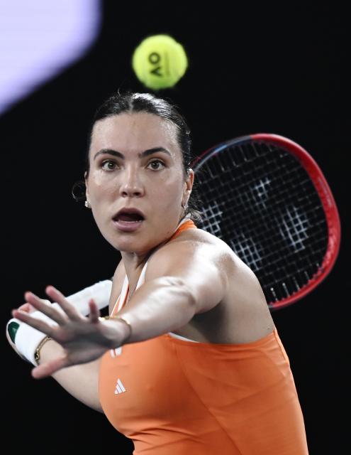 (260123) -- MELBOURNE, Jan. 23, 2026 (Xinhua) -- Elena-Gabriela Ruse hits a return during the women's singles 3rd round match between Elena-Gabriela Ruse of Romania and Mirra Andreeva of Russia at the Australian Open tennis tournament in Melbourne, Australia, Jan. 23, 2026. (Photo by Wang Shen/Xinhua)