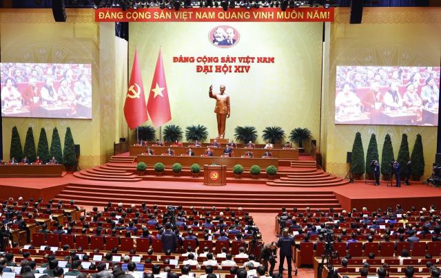 (260123) -- HANOI, Jan. 23, 2026 (Xinhua) -- This photo taken on Jan. 23, 2026 shows a scene during the closing session of the 14th National Congress of the Communist Party of Vietnam (CPV) in Hanoi, Vietnam.
  The 14th National Congress of the Communist Party of Vietnam (CPV) concluded in Hanoi on Friday afternoon, Vietnam News Agency reported.
  A resolution of the CPV's 14th National Congress was adopted at the closing session, setting targets of average annual economic growth of at least 10 percent during 2026-2030 and placing innovation, digital transformation and green growth at the core of a new development model. (VNA via Xinhua)