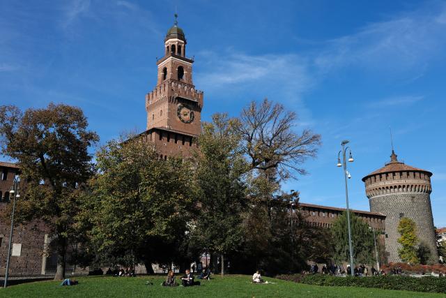 (260124) -- MILAN, Jan. 24, 2026 (Xinhua) -- People rest at Sforza Castel in Milan, Italy, Nov. 5, 2025. The 2026 Milan-Cortina Olympic Winter Games will run from February 6 to 22. (Xinhua/Li Jing)