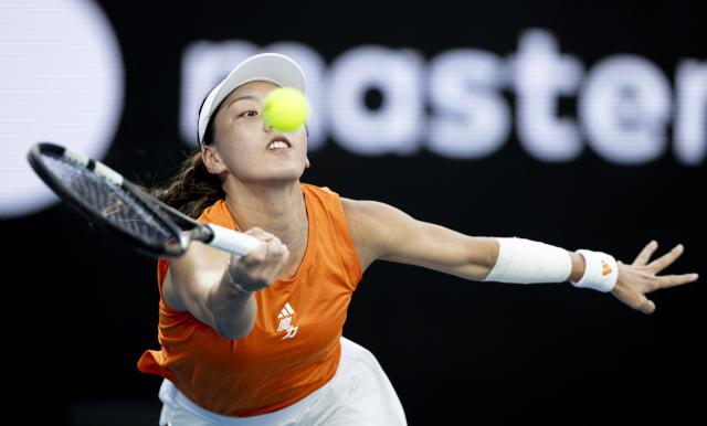 (260124) -- MELBOURNE, Jan. 24, 2026 (Xinhua) -- Wang Xinyu hits a return during the women's singles 3rd round match between Wang Xinyu of China and Linda Noskova of the Czech Republic at the Australian Open 2026 tennis tournament in Melbourne, Australia, Jan. 24, 2026. (Photo by Hu Jingchen/Xinhua)