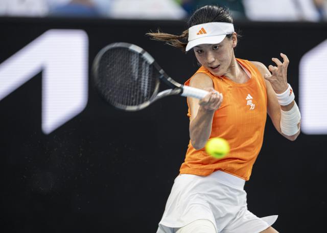 (260124) -- MELBOURNE, Jan. 24, 2026 (Xinhua) -- Wang Xinyu hits a return during the women's singles 3rd round match between Wang Xinyu of China and Linda Noskova of the Czech Republic at the Australian Open 2026 tennis tournament in Melbourne, Australia, Jan. 24, 2026. (Photo by Hu Jingchen/Xinhua)