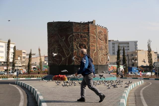 (260124) -- TEHRAN, Jan. 24, 2026 (Xinhua) -- This photo taken on Jan. 24, 2026 shows a street view in Tehran, Iran. (Xinhua)