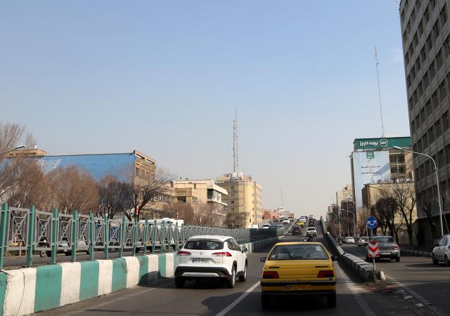 (260124) -- TEHRAN, Jan. 24, 2026 (Xinhua) -- This photo taken on Jan. 24, 2026 shows a street view in Tehran, Iran. (Xinhua)