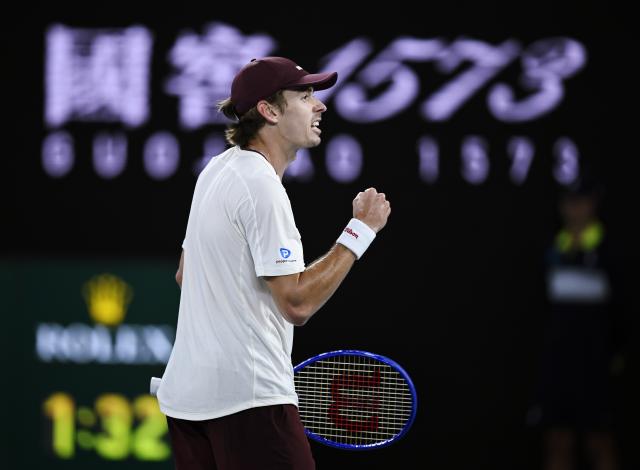 (260125) -- MELBOURNE, Jan. 25, 2026 (Xinhua) -- Alex de Minaur celebrates winning the men's singles 4th round match between Alex de Minaur of Australia and Alexander Bublik of Kazakhstan at the Australian Open tennis tournament in Melbourne, Australia, Jan. 25, 2026. (Photo by Wang Shen/Xinhua)