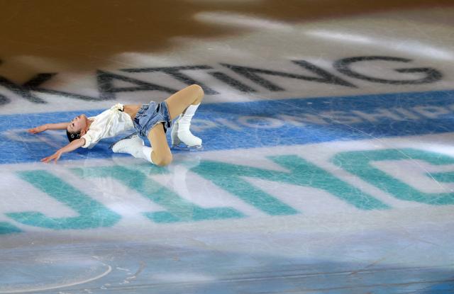 (260125) -- BEIJING, Jan. 25, 2026 (Xinhua) -- Jin Shuxian of China performs during the gala exhibition at the ISU Four Continents Figure Skating Championships in Beijing, China, Jan. 25, 2026. (Xinhua/Zhang Chenlin)