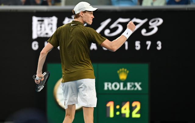 (260126) -- MELBOURNE, Jan. 26, 2026 (Xinhua) -- Jannik Sinner reacts during the men's singles 4th round match between Luciano Darderi of Italy and Jannik Sinner of Italy at the Australian Open tennis tournament in Melbourne, Australia, Jan. 26, 2026. (Photo by Wang Shen/Xinhua)