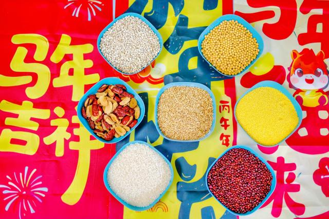 (260126) -- BEIJING, Jan. 26, 2026 (Xinhua) -- This photo taken on Jan. 26, 2026 shows the ingredients for making Laba porridge at a kindergarten in Tianjin, north China. The Laba Festival, which is celebrated each year on the eighth day of the twelfth lunar month with the custom of having Laba porridge, falls on Monday this year. (Photo by Du Penghui/Xinhua)