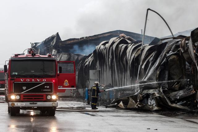 (260126) -- ATHENS, Jan. 26, 2026 (Xinhua) -- This photo taken on Jan. 26, 2026 shows the site of an explosion at a food factory in Trikala, Greece. Four bodies were found after an explosion at a food factory in the central Greek city of Trikala, one worker remains missing, and several others were hospitalized, Greek national broadcaster ERT reported on Monday. (Photo by Thanasis Kalliaras/Xinhua)