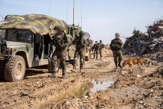 (260126) -- JERUSALEM, Jan. 26, 2026 (Xinhua) -- This handout photo released by the Israel Defense Forces on Jan. 26, 2026 shows Israeli troops conducting a military operation to recover the remains of the last Israeli hostage Ran Gvili held in the Gaza Strip. The remains of Ran Gvili, the last hostage held in the Gaza Strip, had been identified and taken to Israel for burial, Israeli officials announced on Monday. (Israel Defense Forces/Handout via Xinhua)
