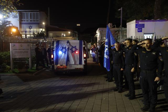 (260126) -- TEL AVIV, Jan. 26, 2026 (Xinhua) -- A convoy carrying the remains of Ran Gvili arrives at a forensic institute in Tel Aviv, Israel, Jan. 26, 2026. The remains of Ran Gvili, the last hostage held in the Gaza Strip, had been identified and taken to Israel for burial, Israeli officials announced on Monday. (Photo by Jamal Awad/Xinhua)