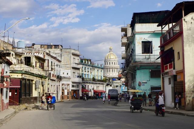 (260126) -- HAVANA, Jan. 26, 2026 (Xinhua) -- Photo taken on Jan. 26, 2026 shows a street scene in Havana, Cuba. (Xinhua/Jiang Biao)