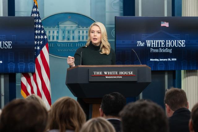 (260127) -- WASHINGTON, Jan. 27, 2026 (Xinhua) -- White House Press Secretary Karoline Leavitt speaks during a press briefing at the White House in Washington, D.C., the United States, on Jan. 26, 2026. U.S. Border Patrol chief Gregory Bovino and some of his agents are expected to leave the city of Minneapolis on Tuesday in the aftermath of the fatal shooting of U.S. citizen Alex Pretti, local media reported Monday.
   The expected departure of Bovino comes as Trump announced Monday that he is sending White House border czar Tom Homan to Minnesota to take charge of Immigration and Customs Enforcement operations.
  White House Press Secretary Karoline Leavitt said Monday that Bovino "is going to very much continue to lead Customs and Border Patrol, throughout and across the country," and Homan "will be the main point of contact on the ground in Minneapolis to follow up." (Photo by Li Yuanqing/Xinhua)