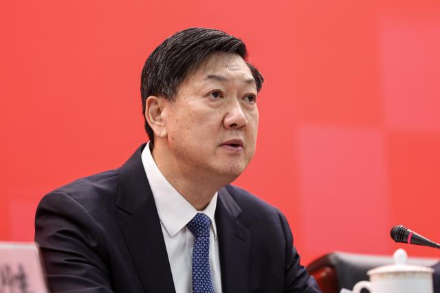 (260127) -- BEIJING, Jan. 27, 2026 (Xinhua) -- Gao Zhidan, director of China's General Administration of Sport, speaks during the inaugural meeting of the Chinese delegation for Milan-Cortina 2026 Olympic Winter Games in Beijing, capital of China, on Jan. 27, 2026. (Xinhua/Na Yuqi)