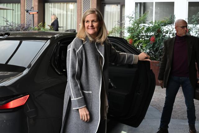 (260127) -- MILAN, Jan. 27, 2026 (Xinhua) -- Kirsty Coventry, President of International Olympic Committee (IOC), arrives at the hotel of the Olympic Family ahead of Milano Cortina 2026 Olympic Games in Milan, Italy, on Jan. 27, 2026. (Photo by Piero Cruciatti/Pool Photo via AFP)