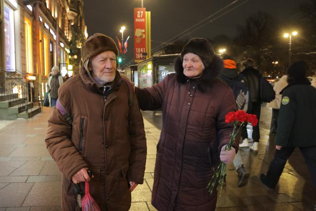 (260127) -- ST. PETERSBURG, Jan. 27, 2026 (Xinhua) -- Two survivors of the Siege of Leningrad participate in the commemorative events in St. Petersburg, Russia, Jan. 27, 2026. A series of events are held in St. Petersburg on Jan. 27 to mark the 82nd anniversary of the victory in the Siege of Leningrad during the Great Patriotic War of the Soviet Union. (Photo by Irina Motina/Xinhua)