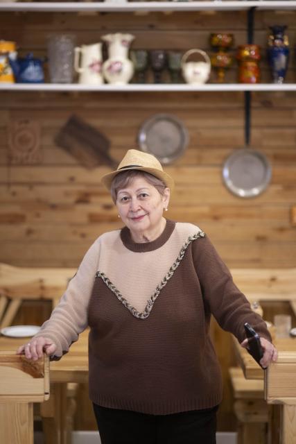 (260128) -- BEIJING, Jan. 28, 2026 (Xinhua) -- Oganesian Aida poses for a photo at a restaurant in Suifenhe City, northeast China's Heilongjiang Province, Jan. 8, 2026. The 62-year-old Oganesian Aida from Russia settled in Suifenhe two years ago at the invitation of her Chinese friend.
  Fueled by China's expanding visa-free policies, inbound travel surged in 2025, with visa-free entries jumping 49.5 percent year-on-year to nearly 30.1 million, official data showed.
  The National Immigration Administration said on Wednesday that international visitors made over 82 million crossings in total, marking a 26.4 percent year-on-year increase.
  Currently, China offers visa-free entry to citizens of 76 countries. Plus, travelers from 55 countries can take advantage of a 240-hour visa-free transit policy at 65 different entry points. 
  Beyond short-term visits, this openness is fostering a vibrant community of international residents. More scholars, students, and professionals are choosing to live and work in China, deepening people-to-people bonds. China, with much to be explored and a lot more to offer, continues to captivate hearts and minds worldwide. (Xinhua/Zhang Tao)