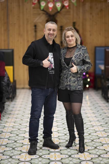 (260128) -- BEIJING, Jan. 28, 2026 (Xinhua) -- Artem Shishov (L) and his girlfriend Ira Klimena pose for a photo in Suifenhe, northeast China's Heilongjiang Province, Jan. 8, 2026. Artem Shishov from Russia's Vladivostok is a local internet celebrity. He moved to Suifenhe in China's Heilongjiang three years ago and is engaged in foreign trade and tourism-related work.
  Fueled by China's expanding visa-free policies, inbound travel surged in 2025, with visa-free entries jumping 49.5 percent year-on-year to nearly 30.1 million, official data showed.
  The National Immigration Administration said on Wednesday that international visitors made over 82 million crossings in total, marking a 26.4 percent year-on-year increase.
  Currently, China offers visa-free entry to citizens of 76 countries. Plus, travelers from 55 countries can take advantage of a 240-hour visa-free transit policy at 65 different entry points. 
  Beyond short-term visits, this openness is fostering a vibrant community of international residents. More scholars, students, and professionals are choosing to live and work in China, deepening people-to-people bonds. China, with much to be explored and a lot more to offer, continues to captivate hearts and minds worldwide. (Xinhua/Zhang Tao)