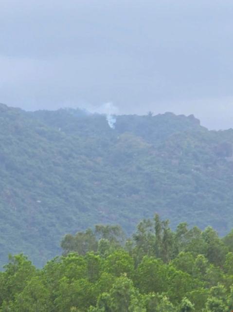 (260128) --  HANOI, Jan. 28, 2026 (Xinhua) -- Smoke billows from the crash site of a military aircraft in Dak Lak province, Vietnam, on Jan. 28, 2026.
  A military aircraft crashed on Wednesday morning in a mountainous area of central Vietnam's Dak Lak province, the Vietnam News Agency reported.
  The pilot ejected from the aircraft, sustained injuries and was taken to hospital for emergency treatment, according to the report.
  Local authorities said the incident is under investigation. (VNA via Xinhua)