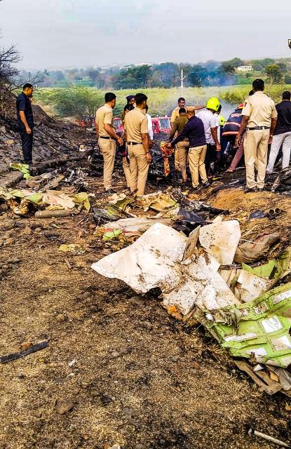 (260128) -- NEW DELHI, Jan. 28, 2026 (Xinhua) -- Rescuers are in operation at the site of an air crash at Baramati airport in Pune district, Maharashtra state of India, Jan. 28, 2026.
  Five people, including the deputy chief minister of India's western state of Maharashtra, Ajit Pawar, and two pilots, on board an aircraft were killed Wednesday in a crash, officials said.
  The small aircraft crashed while attempting to land at Baramati airport in Pune district, about 249 km southeast of Mumbai, the capital city of Maharashtra.
  According to an initial report released by India's civil aviation watchdog, the Directorate General of Civil Aviation (DGCA), no person on board has survived the crash. (IANS via Xinhua)