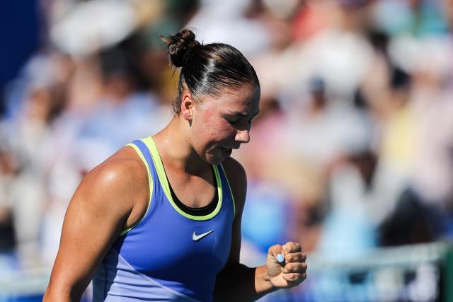 (260129) -- MANILA, Jan. 29, 2026 (Xinhua) -- Sofia Costoulas reacts during the women's singles quarterfinal match between Tatiana Prozorova of Russia and Sofia Costoulas of Belgium at the WTA Philippine Women's Open in Manila, the Philippines, Jan. 29, 2026. (Xinhua/Rouelle Umali)